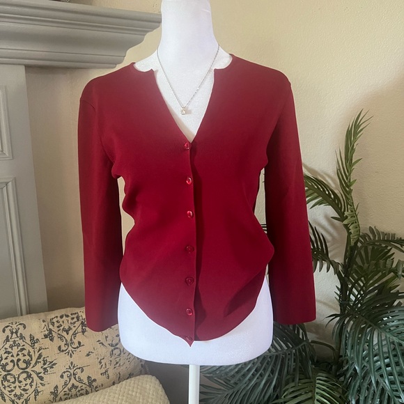NWOT Geoffrey Beene Classic Burgundy Cardigan Sweater Size S - Picture 2 of 9